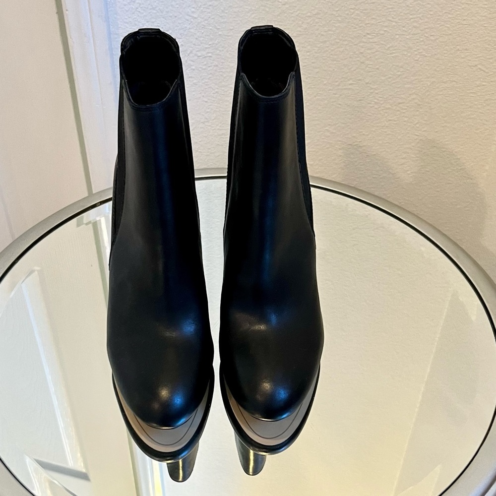 Sam Edelman booties size 8